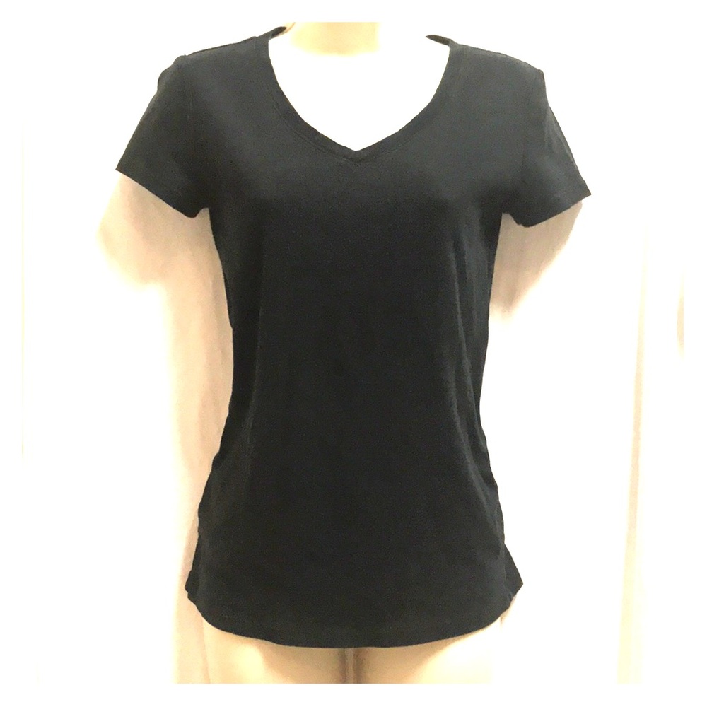Gap V-Neck Tee size small
